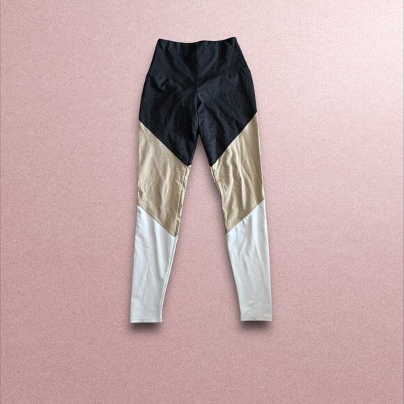 Onzie x Urban Outfitters Colorblock Track Legging in Gray/Cream/White - Picture 4 of 7